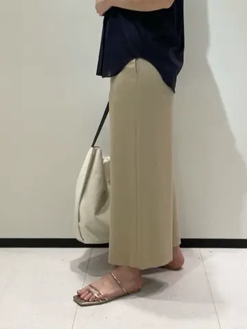 BEIGE， 藤木 コーディネート画像