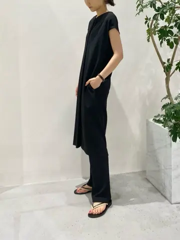 BEIGE， R.A コーディネート画像