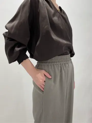 BEIGE， 小泉 コーディネート画像