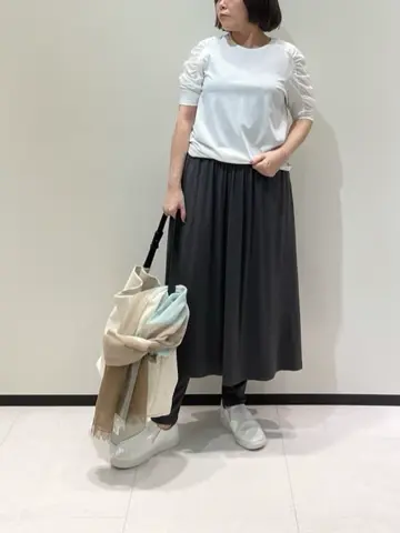 BEIGE， 藤木 コーディネート画像