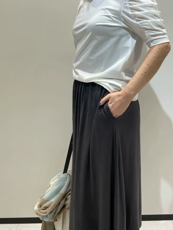 BEIGE， 藤木 コーディネート画像