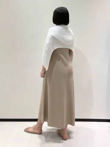BEIGE， 藤木 コーディネート画像