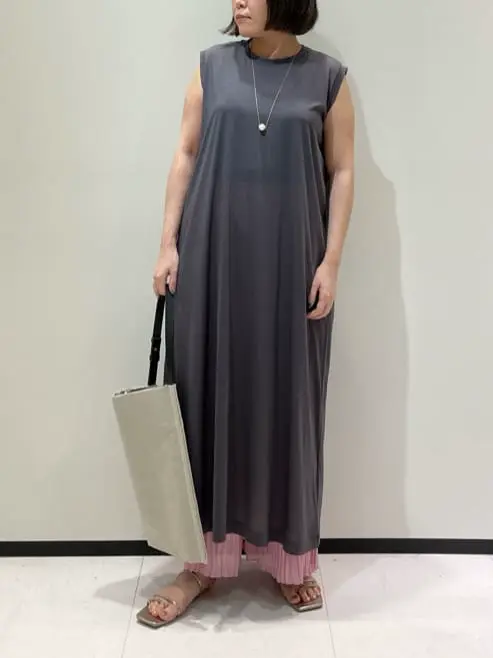 BEIGE， 藤木 コーディネート画像