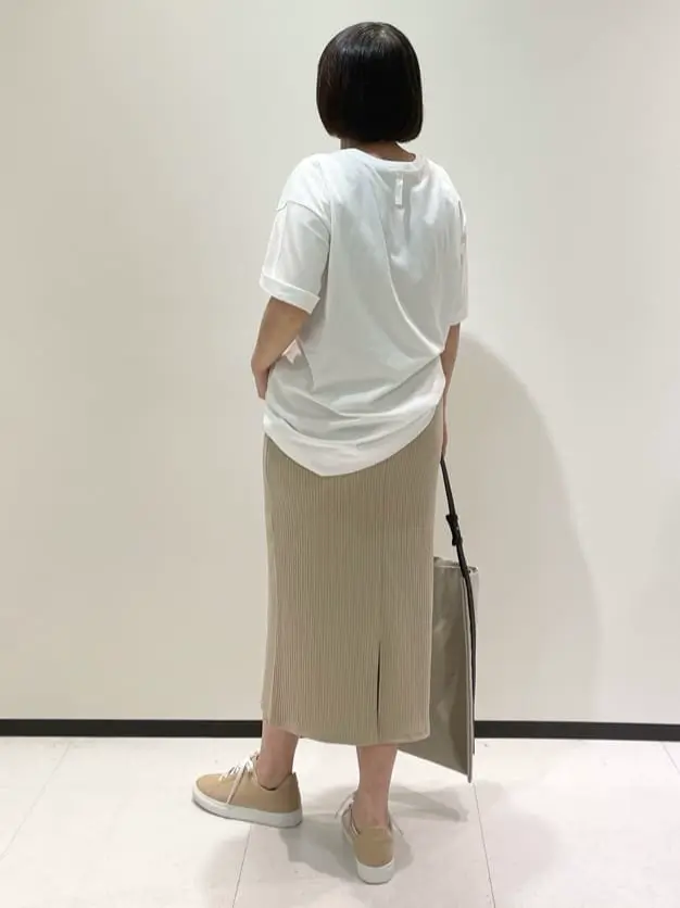 BEIGE， 藤木 コーディネート画像