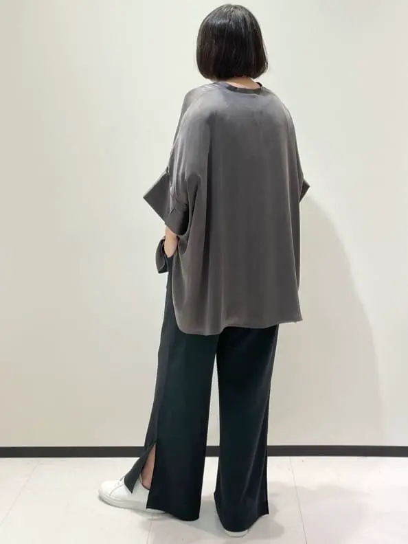 BEIGE， 藤木 コーディネート画像