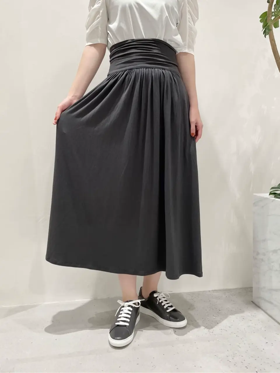 BEIGE， 小泉 コーディネート画像