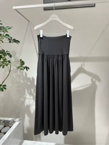 BEIGE， 小泉 コーディネート画像