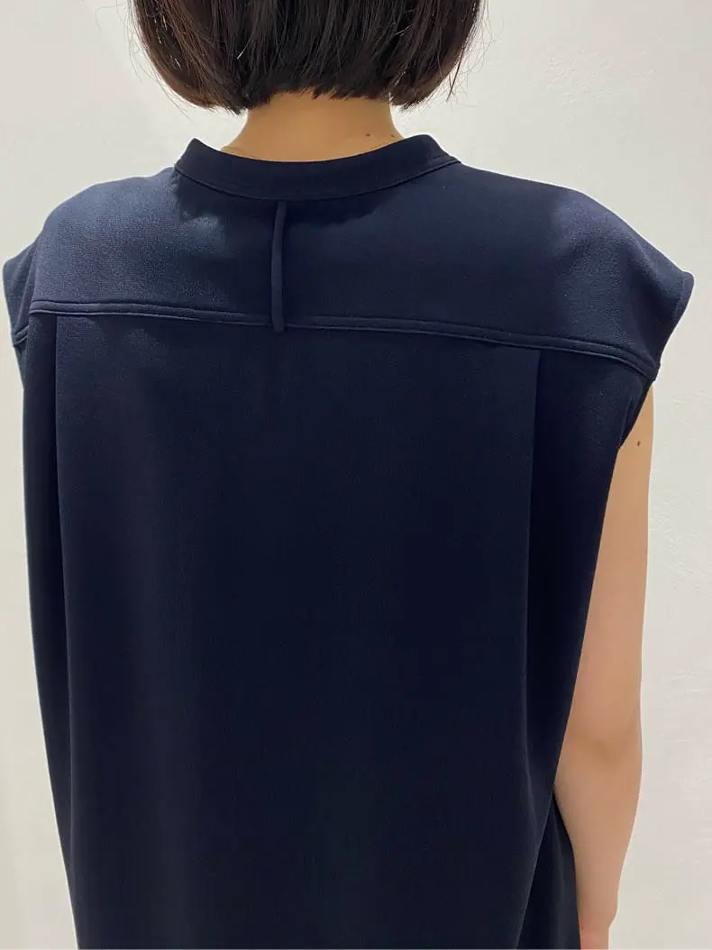 BEIGE， R.A コーディネート画像