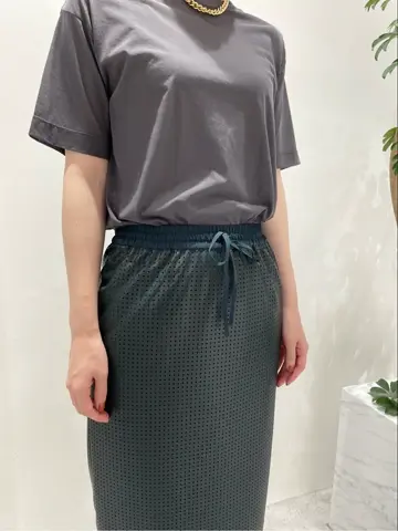 BEIGE， 小泉 コーディネート画像