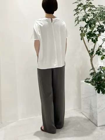 BEIGE， 小泉 コーディネート画像