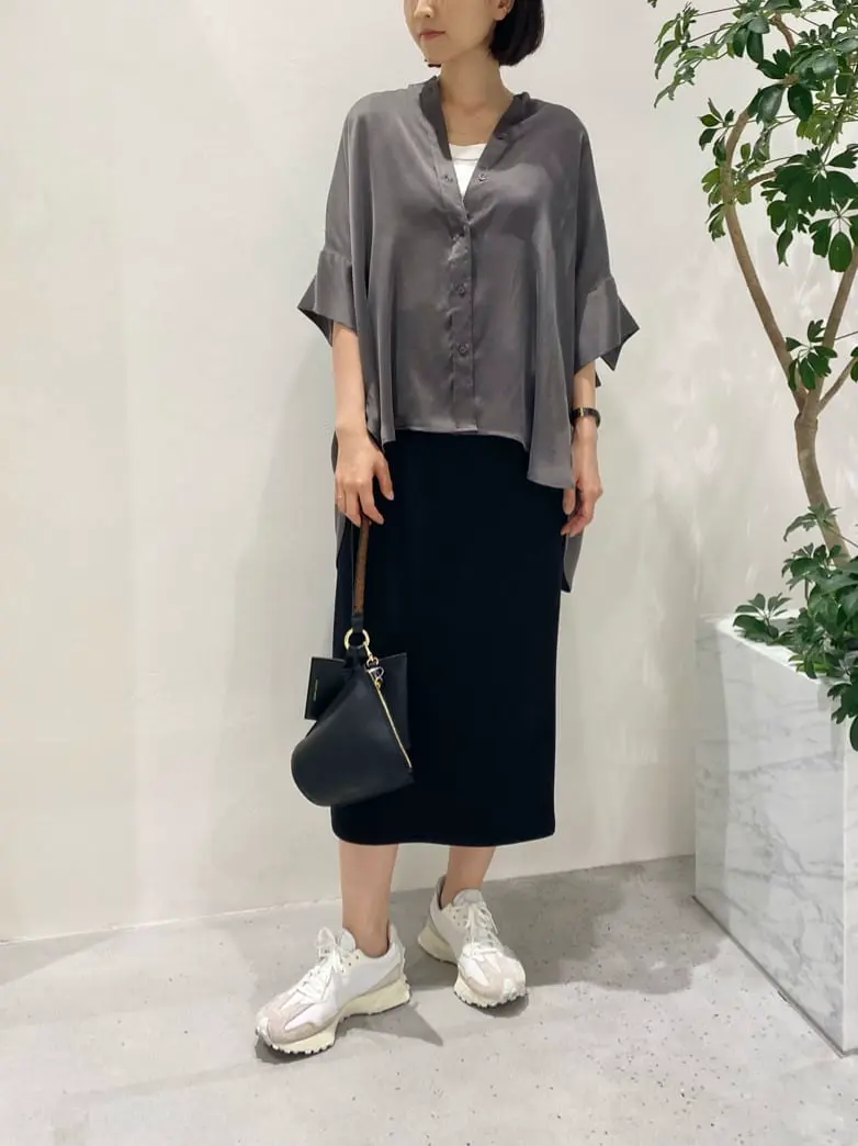 BEIGE， R.A コーディネート画像