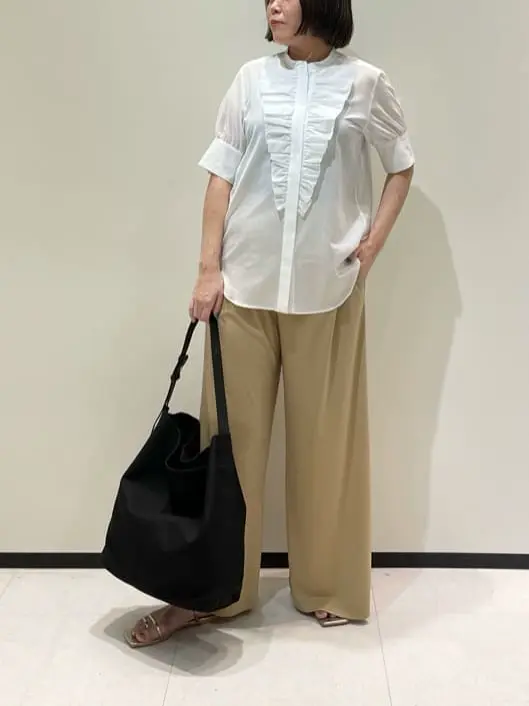 BEIGE， 藤木 コーディネート画像