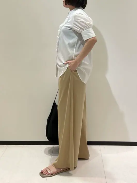 BEIGE， 藤木 コーディネート画像