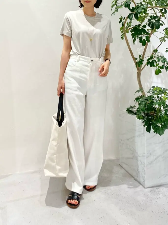 BEIGE， R.A コーディネート画像