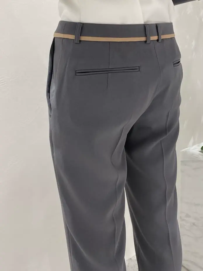 BEIGE， R.A コーディネート画像