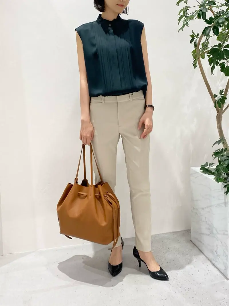 BEIGE， R.A コーディネート画像