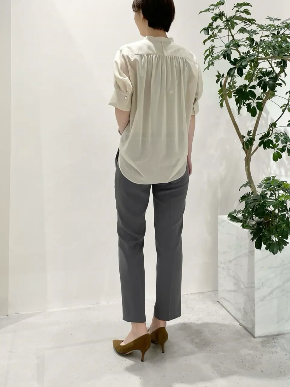 BEIGE， 小泉 コーディネート画像