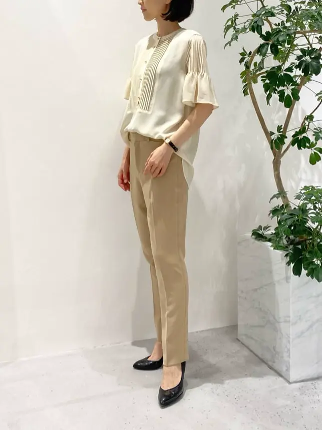 BEIGE， R.A コーディネート画像