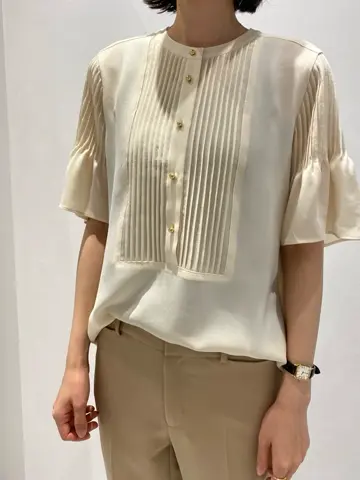 BEIGE， R.A コーディネート画像