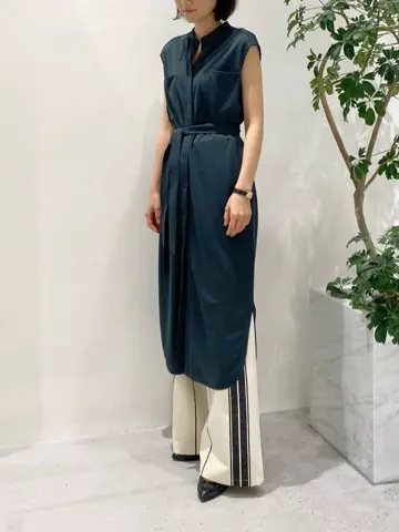 BEIGE， R.A コーディネート画像