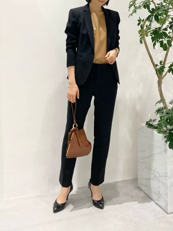 BEIGE， R.A コーディネート画像