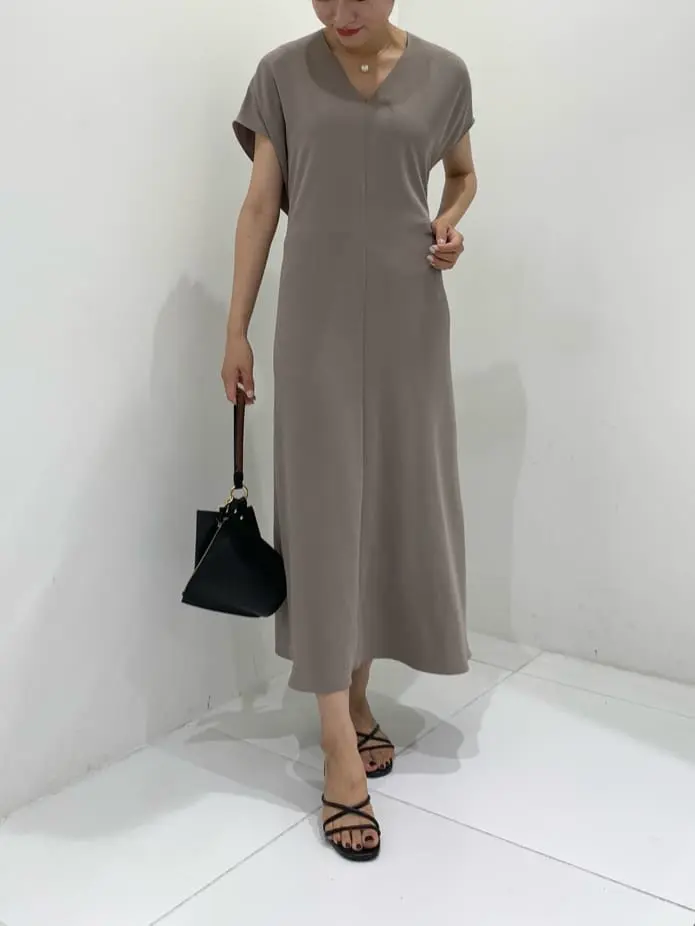 BEIGE， アライ コーディネート画像