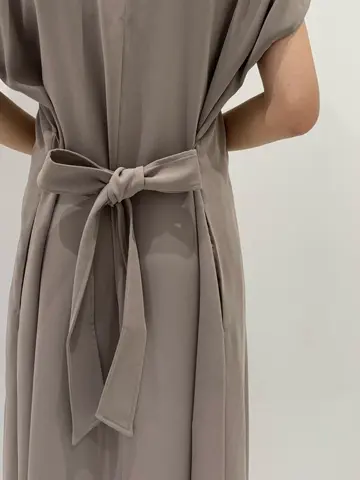 BEIGE， アライ コーディネート画像