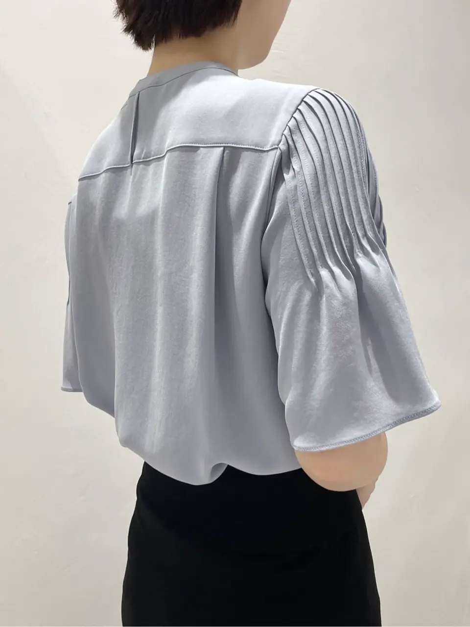 BEIGE， 小泉 コーディネート画像