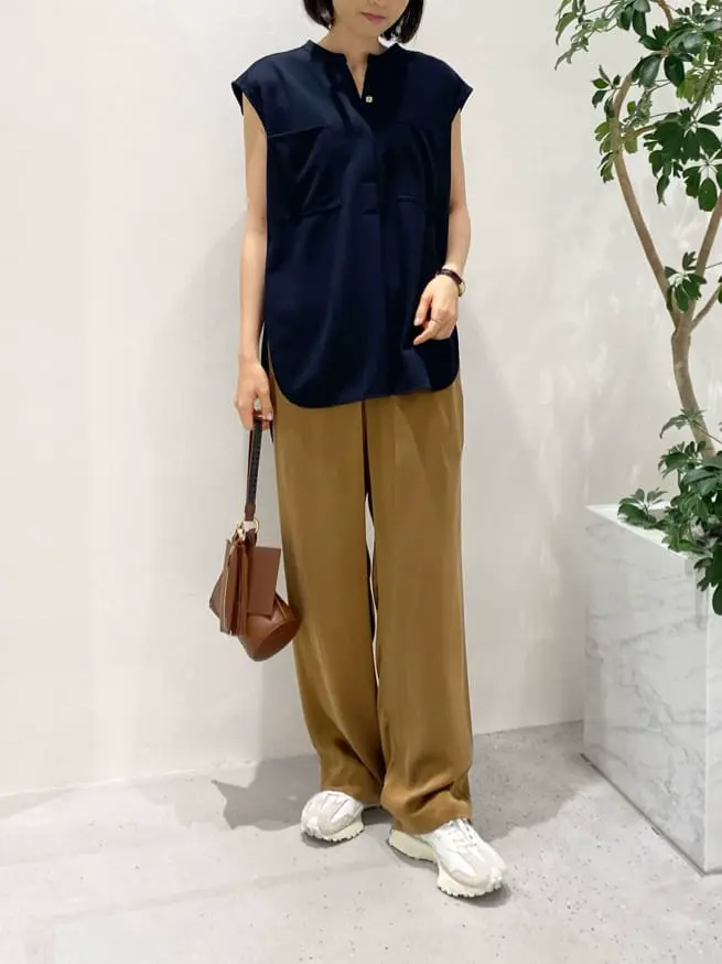 BEIGE， R.A コーディネート画像