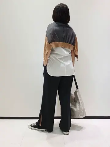 BEIGE， 藤木 コーディネート画像