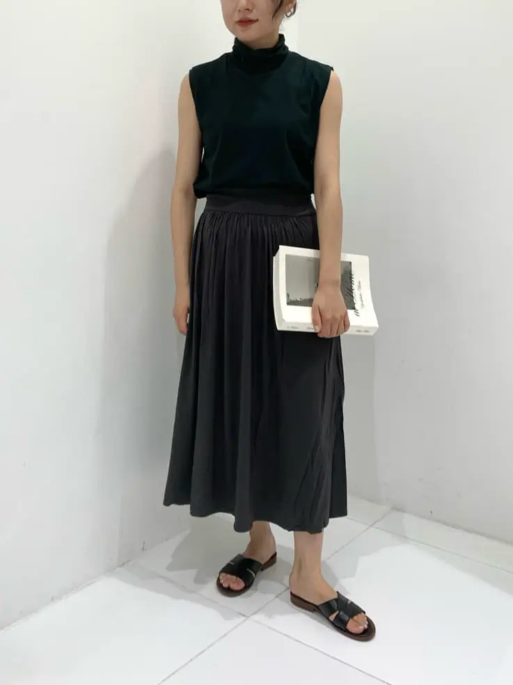 BEIGE， アライ コーディネート画像