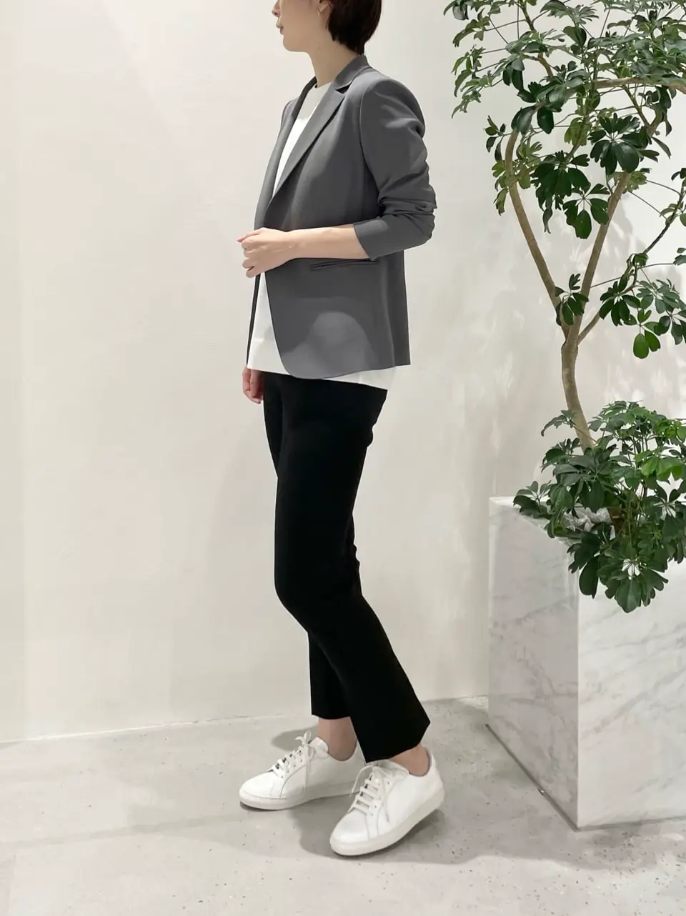 BEIGE， 小泉 コーディネート画像