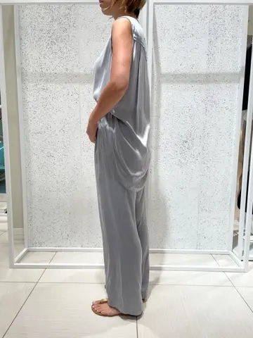 BEIGE， 柴田 コーディネート画像