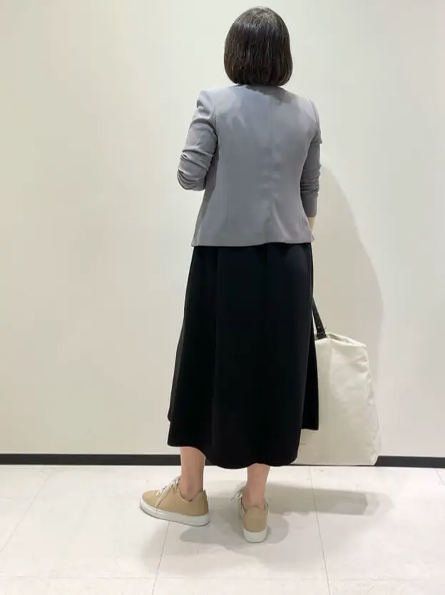 BEIGE， 藤木 コーディネート画像