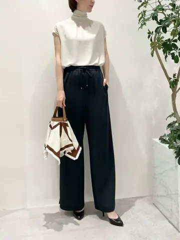 BEIGE， 小泉 コーディネート画像