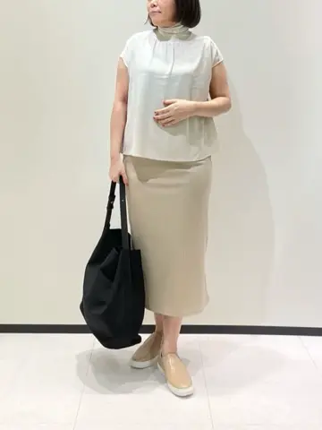 BEIGE， 藤木 コーディネート画像