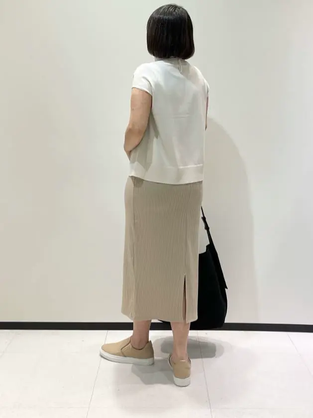 BEIGE， 藤木 コーディネート画像