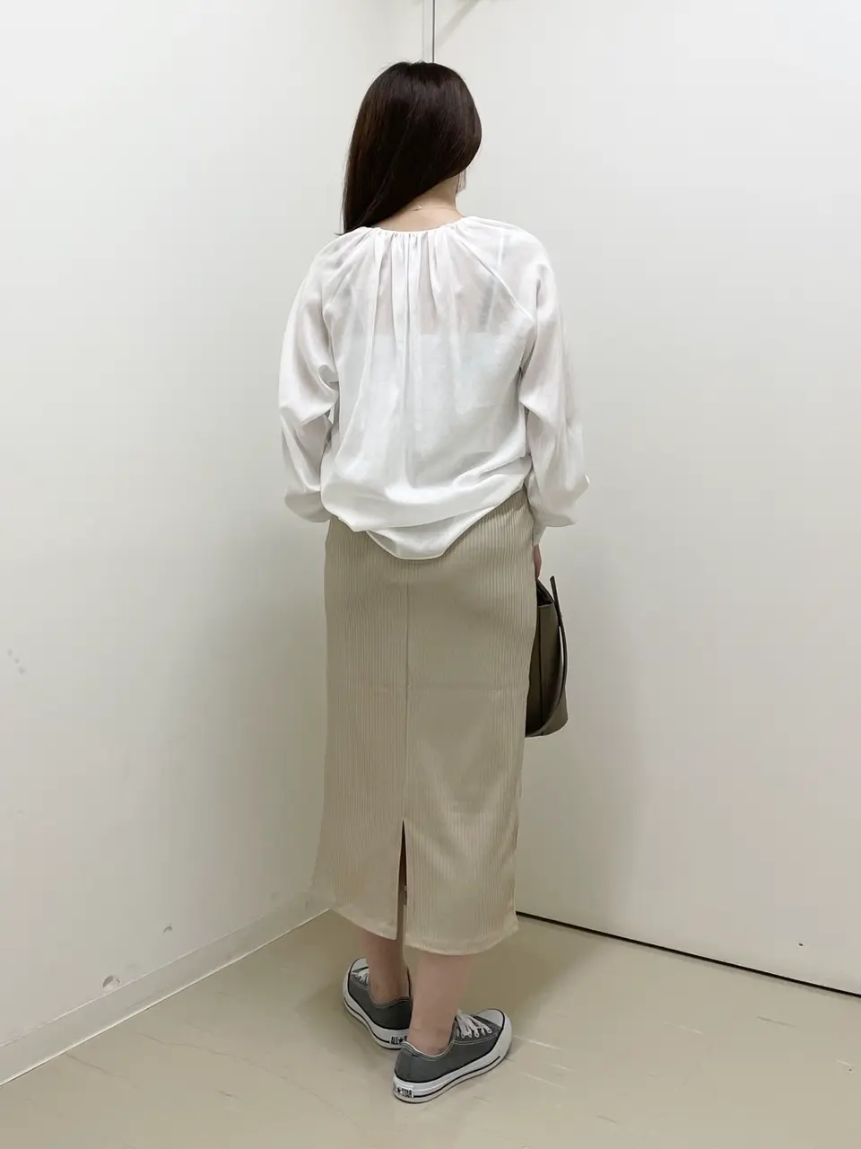 BEIGE， スタッフ コーディネート画像