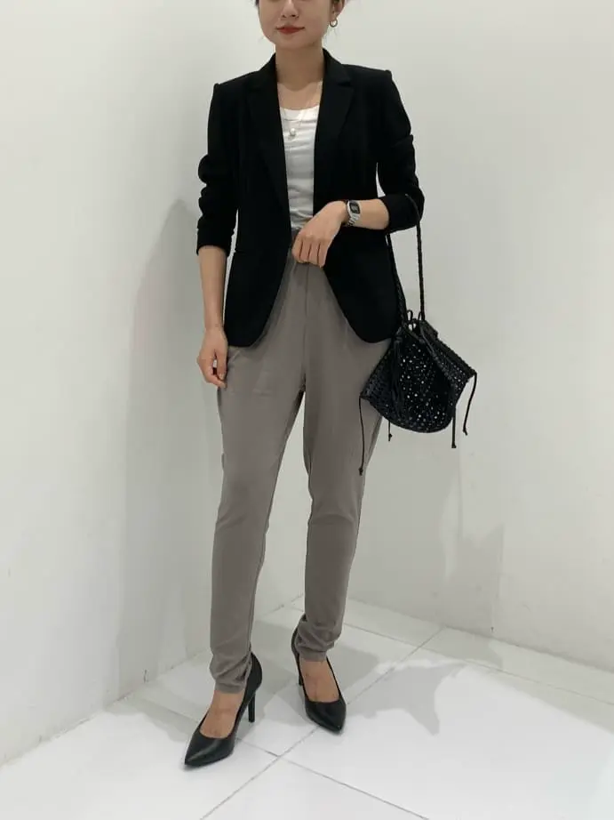 BEIGE， アライ コーディネート画像