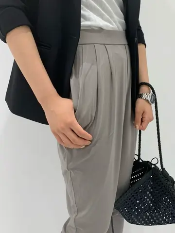 BEIGE， アライ コーディネート画像