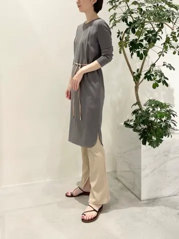 BEIGE， 小泉 コーディネート画像