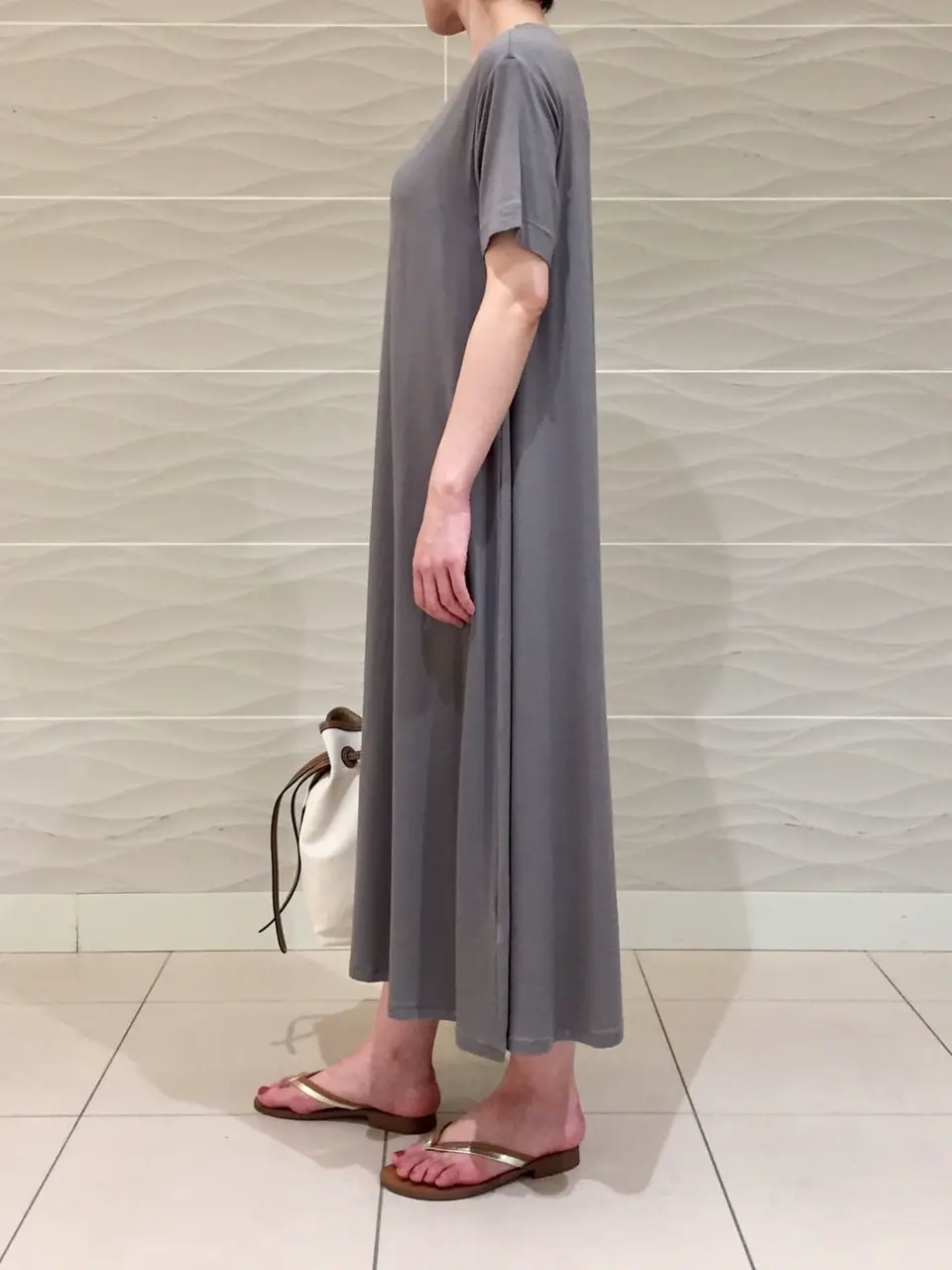 BEIGE， スタッフ コーディネート画像