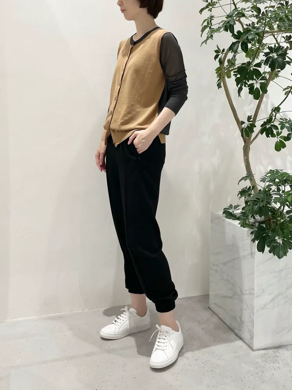 BEIGE， 小泉 コーディネート画像