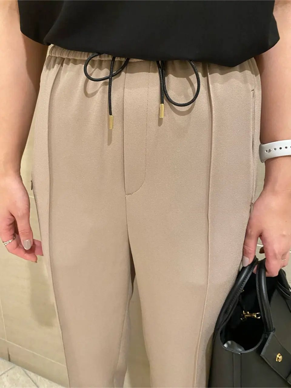 BEIGE， 須藤 コーディネート画像