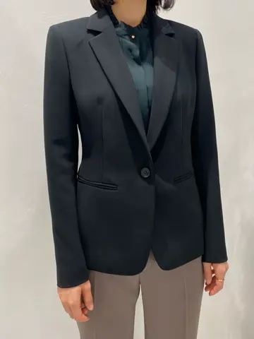 BEIGE， R.A コーディネート画像