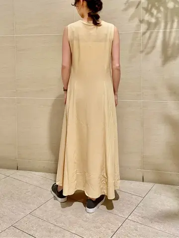 BEIGE， スタッフ コーディネート画像