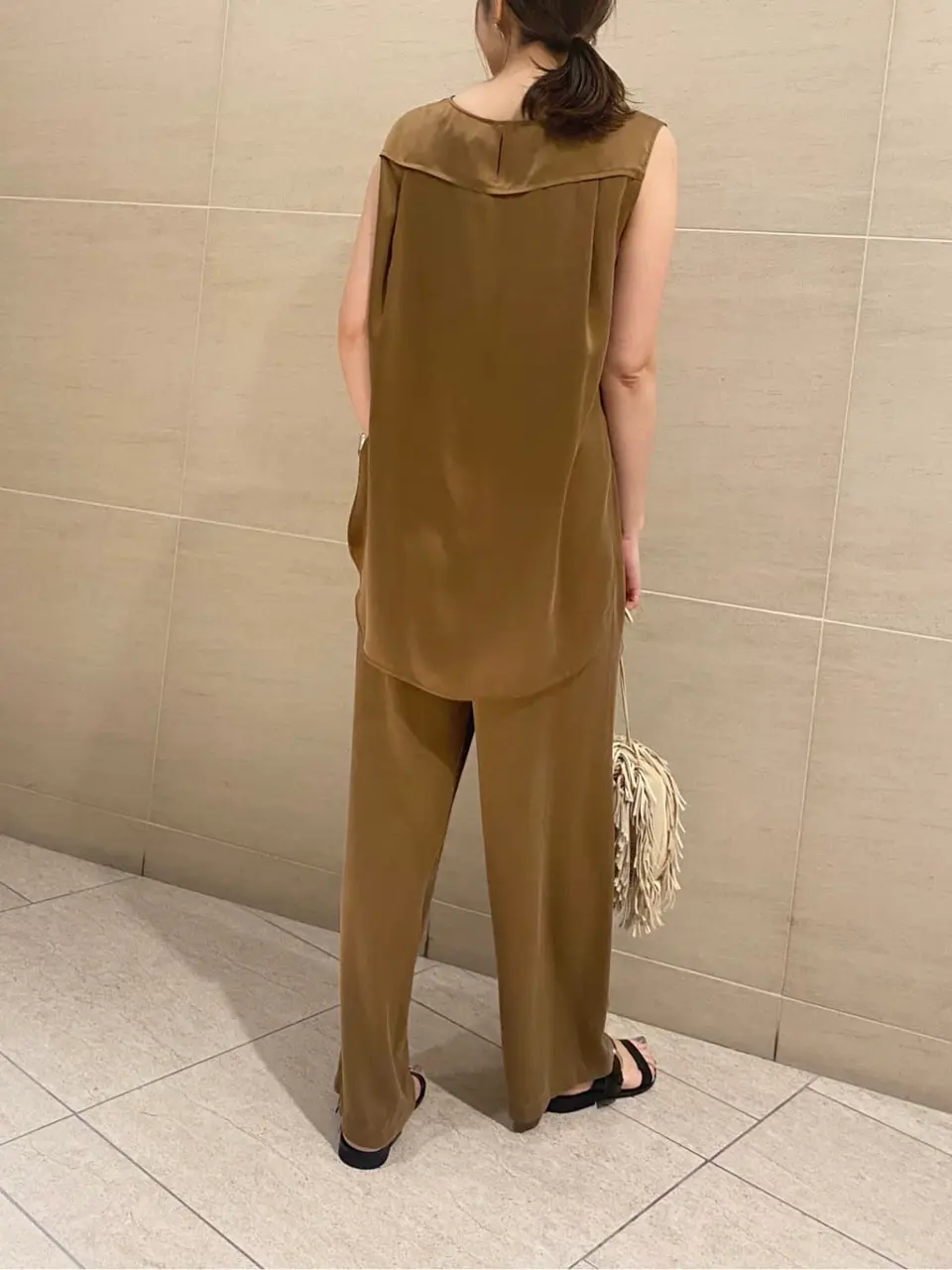 BEIGE， 須藤 コーディネート画像