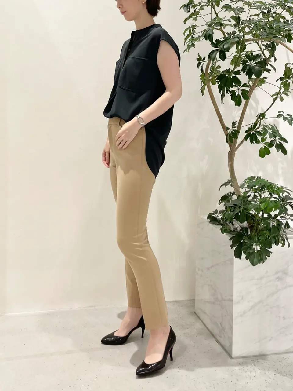 BEIGE， 小泉 コーディネート画像