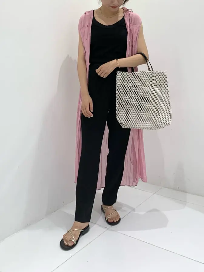 BEIGE， アライ コーディネート画像