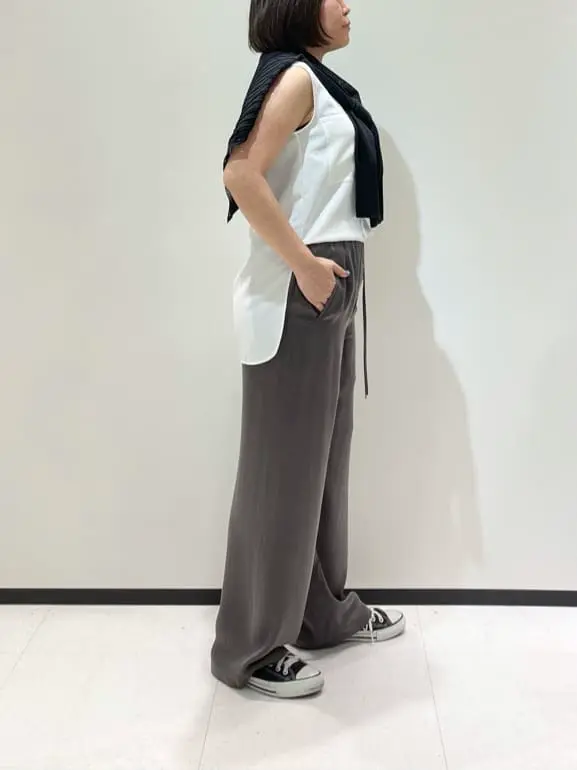 BEIGE， 藤木 コーディネート画像